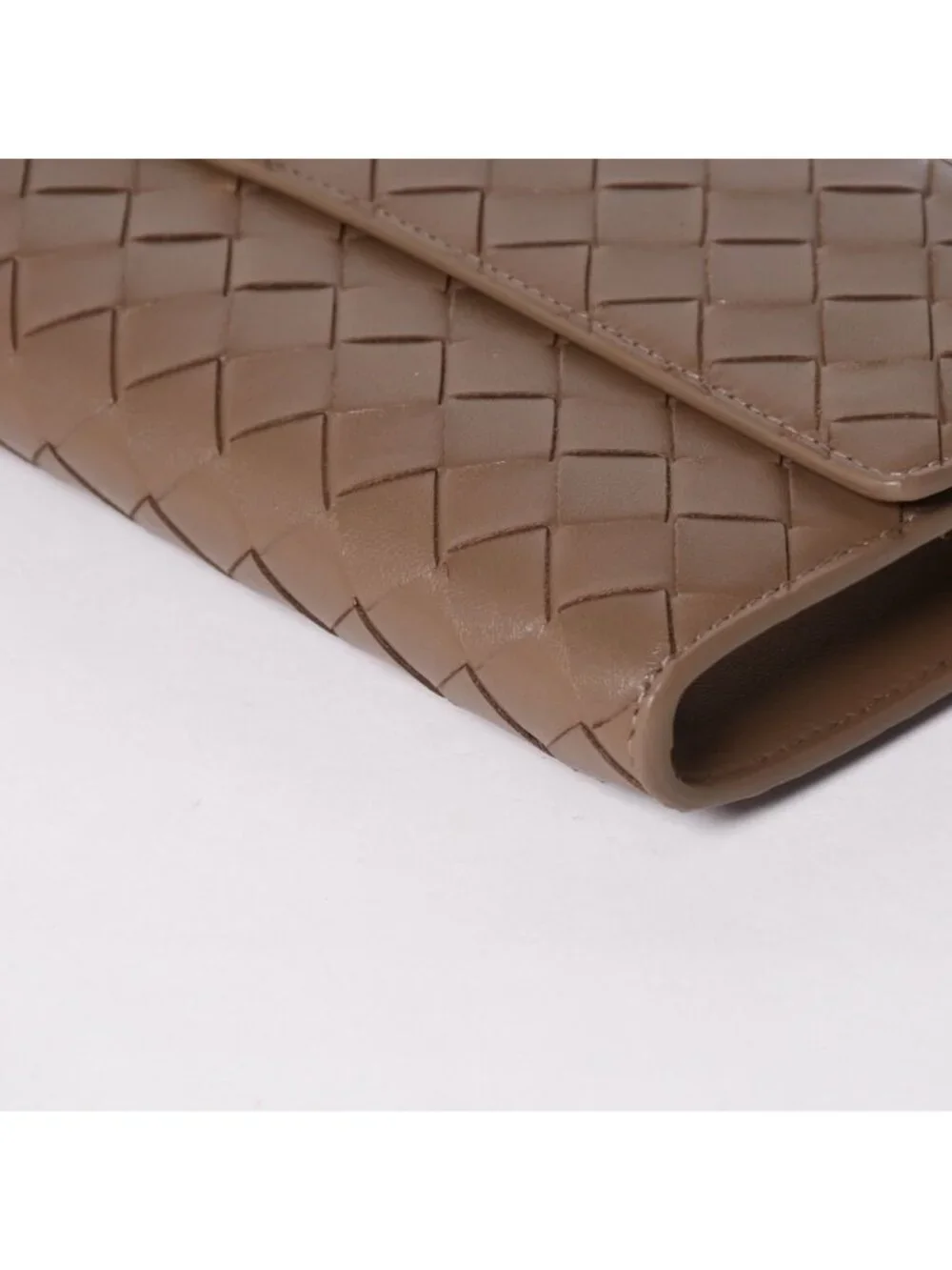 Bottega Veneta Andiamo Clutch Metal Knot Closure Brown Bifold Intrecciato Gold